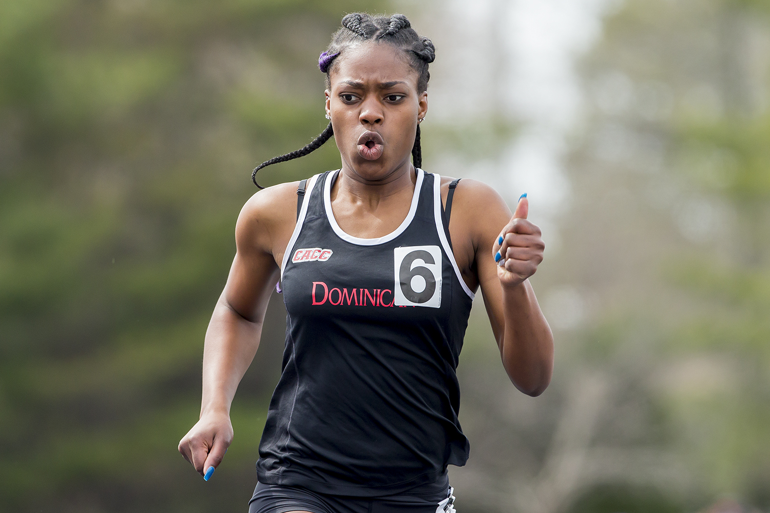 WOMEN'S TRACK COMPETE AT UALBANY WINTER CLASSIC