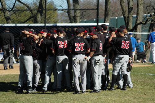 BASEBALL SWEPT IN NON-CONFERENCE DOUBLE-HEADER