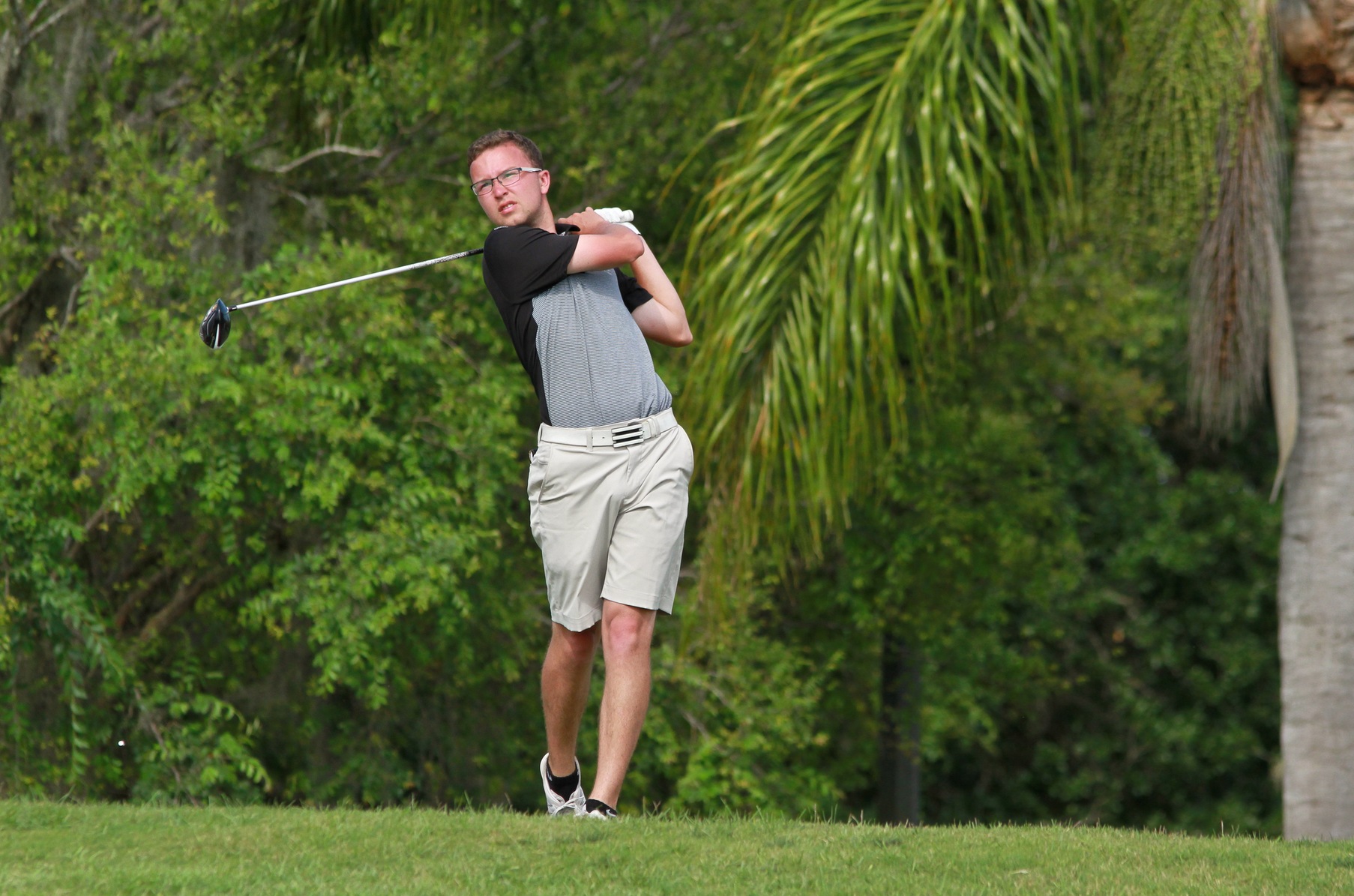 Junior Hunter Wescott sits atop 63 golfers with a first round score of 68 at the St. Thomas Aquinas Spring Invite.