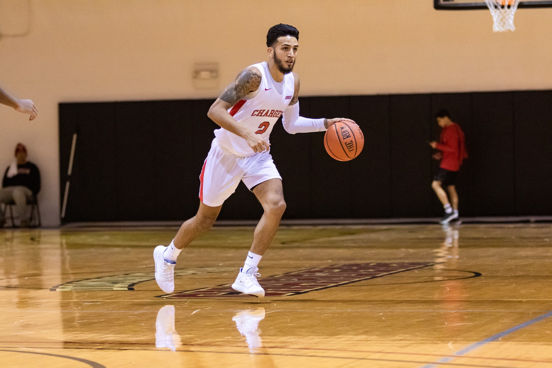 MEN'S BASKETBALL REMAINS UNBEATEN WITH WIN OVER STAC