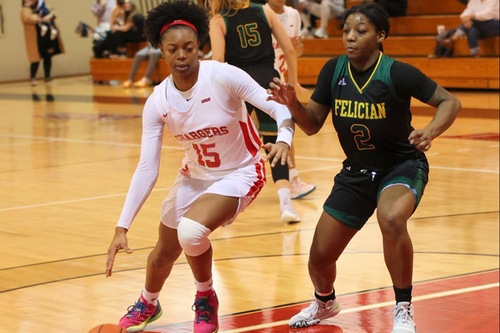 WOMEN'S BASKETBALL FALLS TO NON-CONFERENCE OPPONENT PACE UNIVERSITY