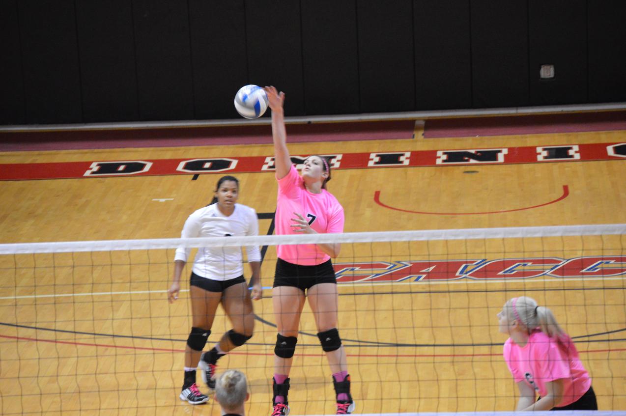 VOLLEYBALL SPLITS AT MERCY COLLEGE TRI-MATCH
