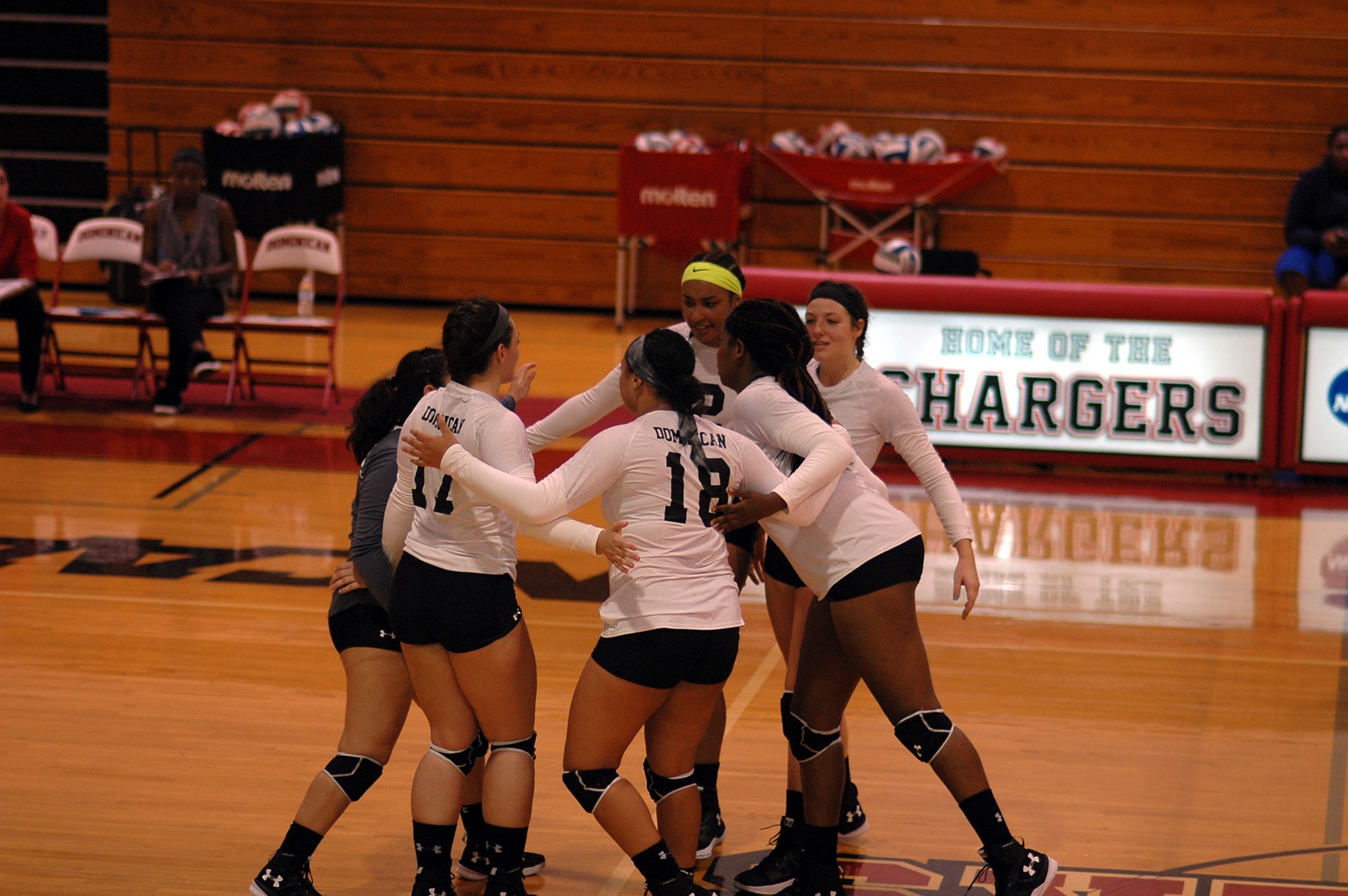 GRIFFINS OUTLAST LADY CHARGERS