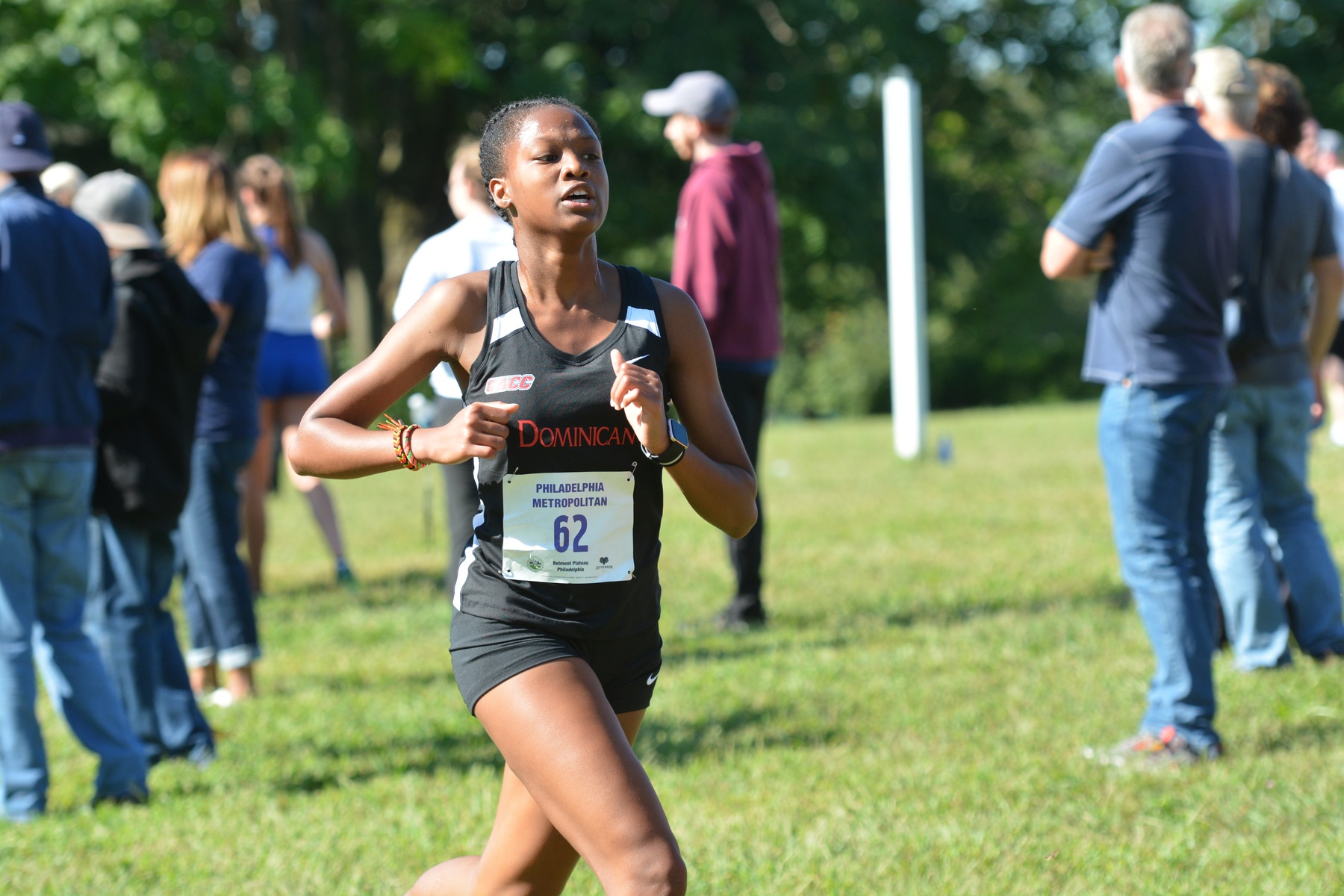 WOMEN'S CROSS COUNTRY COMPETE AT PHILLY METRO CHAMPIONSHIP