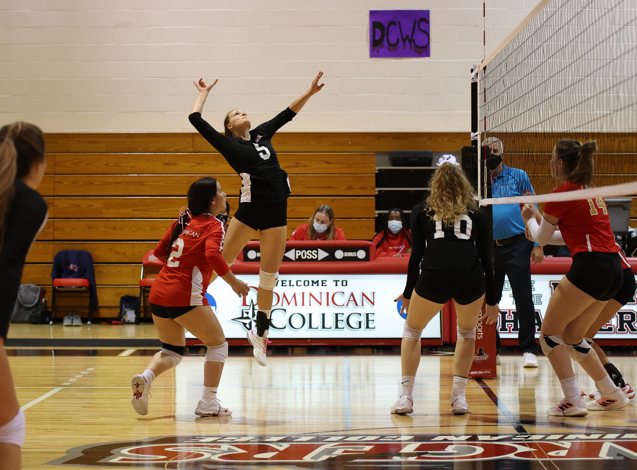VOLLEYBALL TURNED AWAY BY WILMINGTON UNIVERSITY